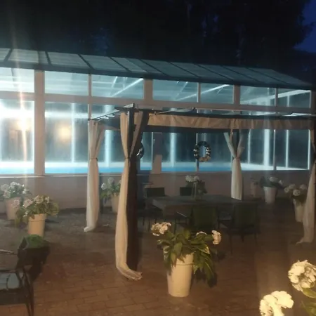 Üdülőpark Korab & *