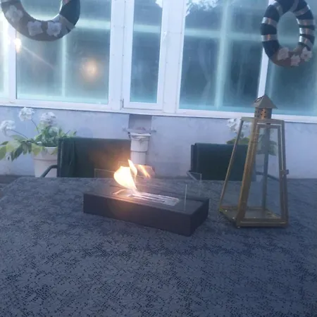 Üdülőpark Korab & *